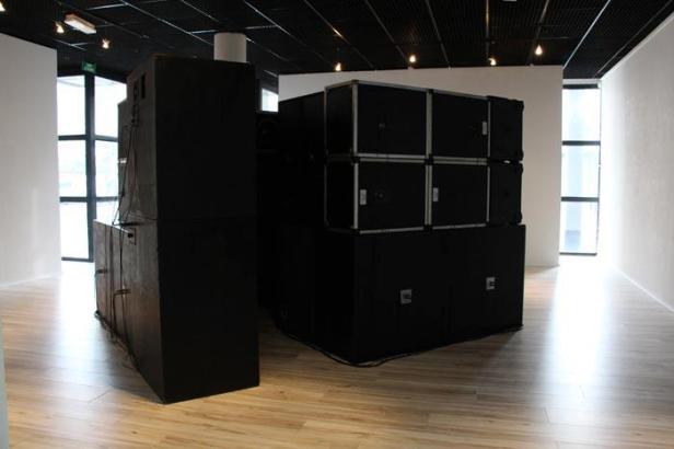 549228_10200279606780240_1005534578_n