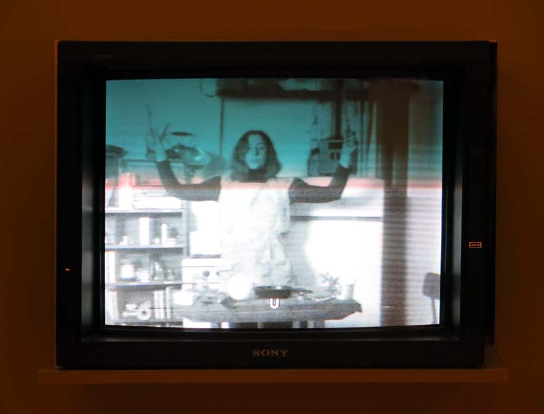 Martha Rosler, Semiotics of Kitchen, 1975.
